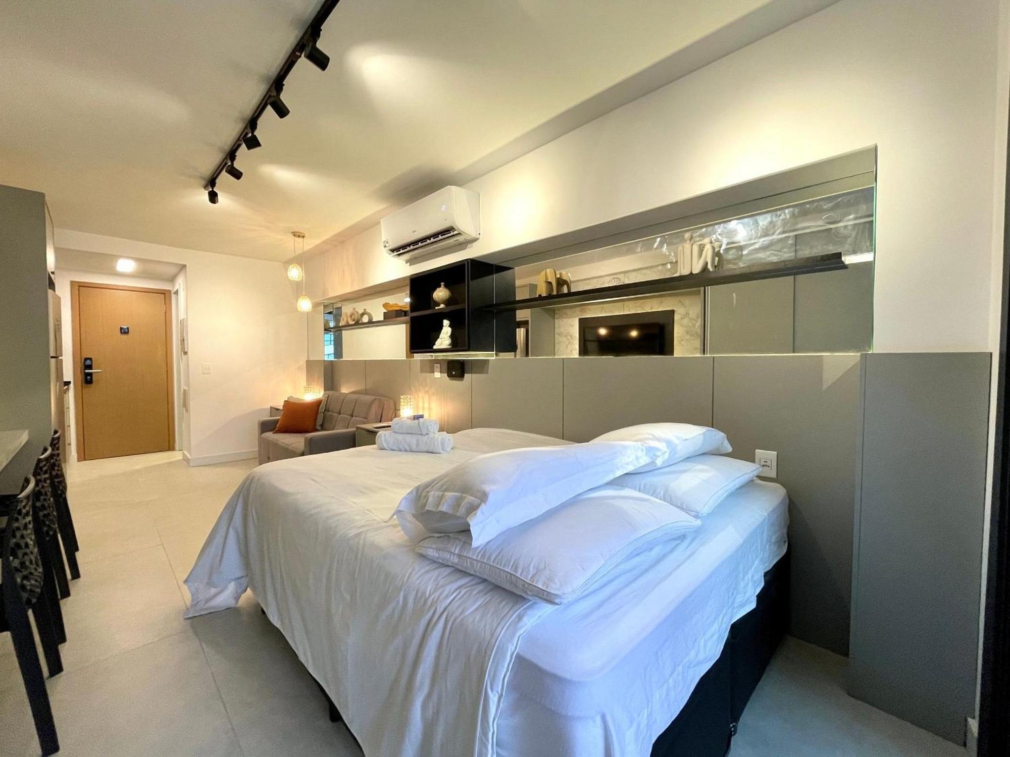 Apartemen Leblon - Novo, Com Piscina E Academia